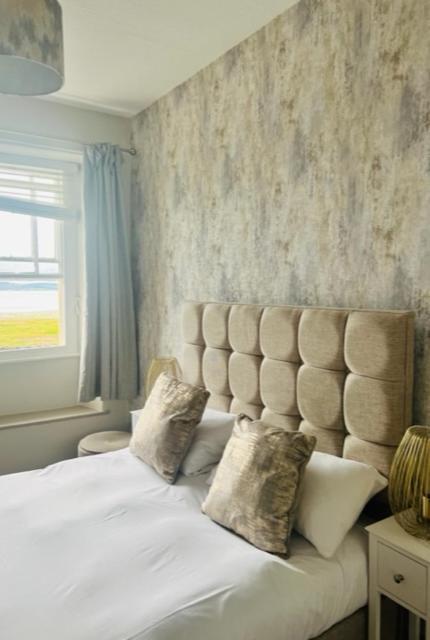 The Commodore Inn Grange-over-Sands Exterior photo